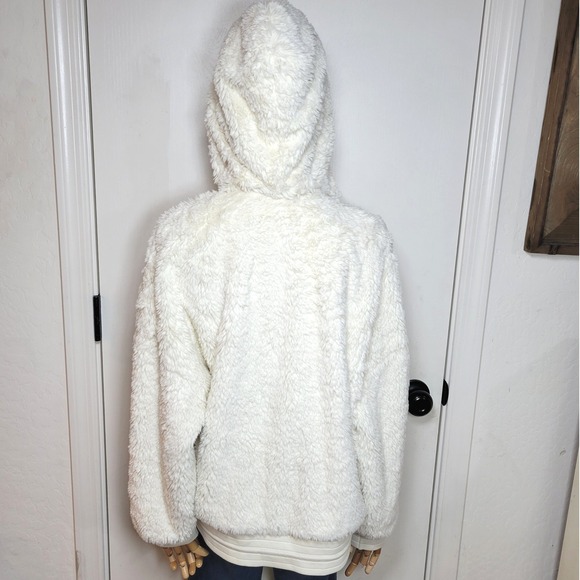 Varley Dylan Teddy Fleece Jacket Small Chic Cozy Fall Jacket Winter - Picture 9 of 9